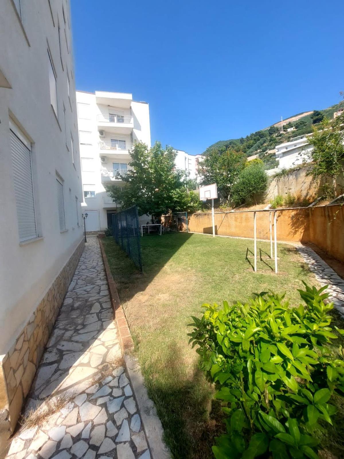 Redsun Apartment Vlorë Extérieur photo