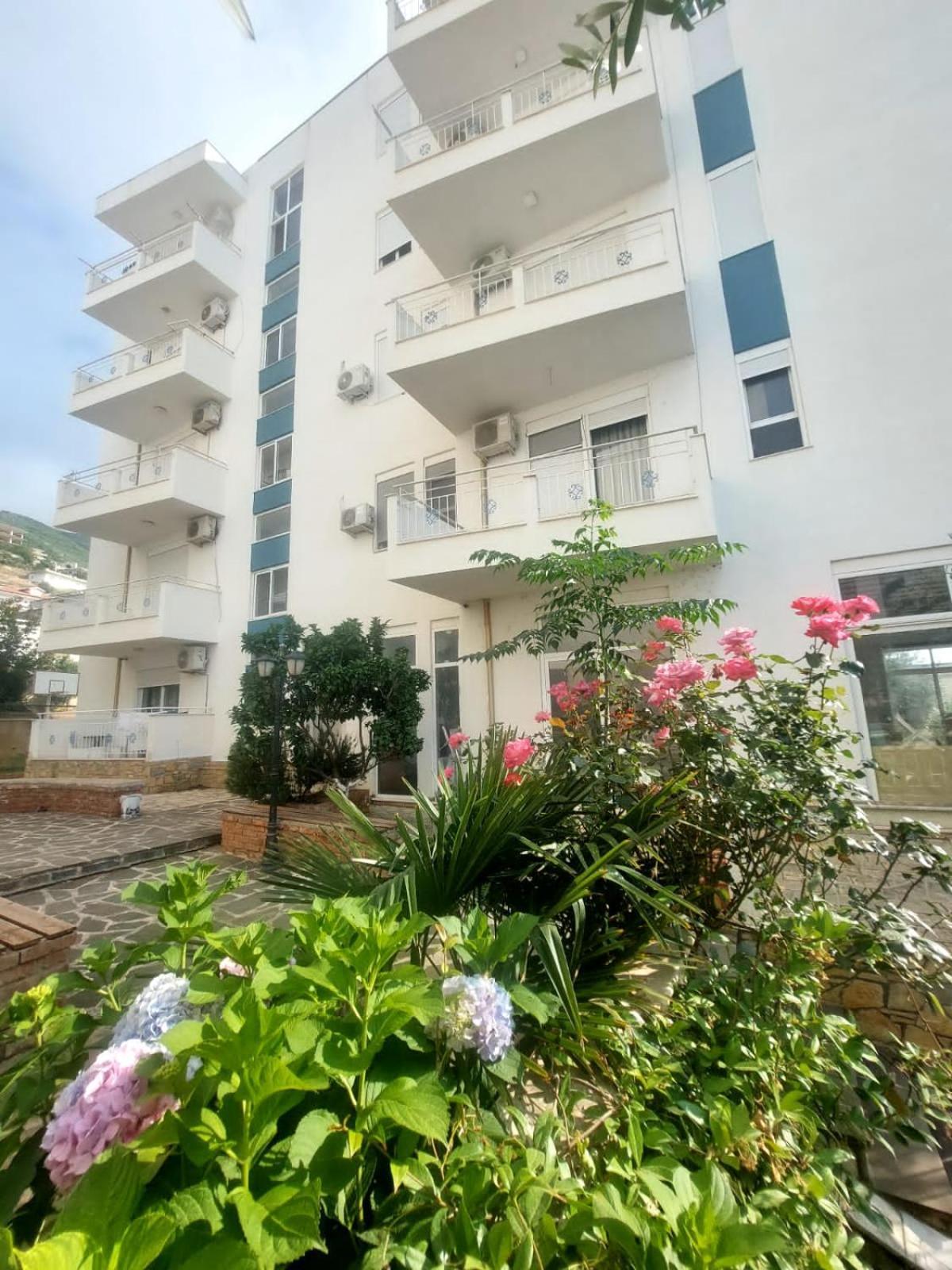 Redsun Apartment Vlorë Extérieur photo